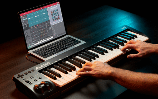 Alesis Q49 mkii